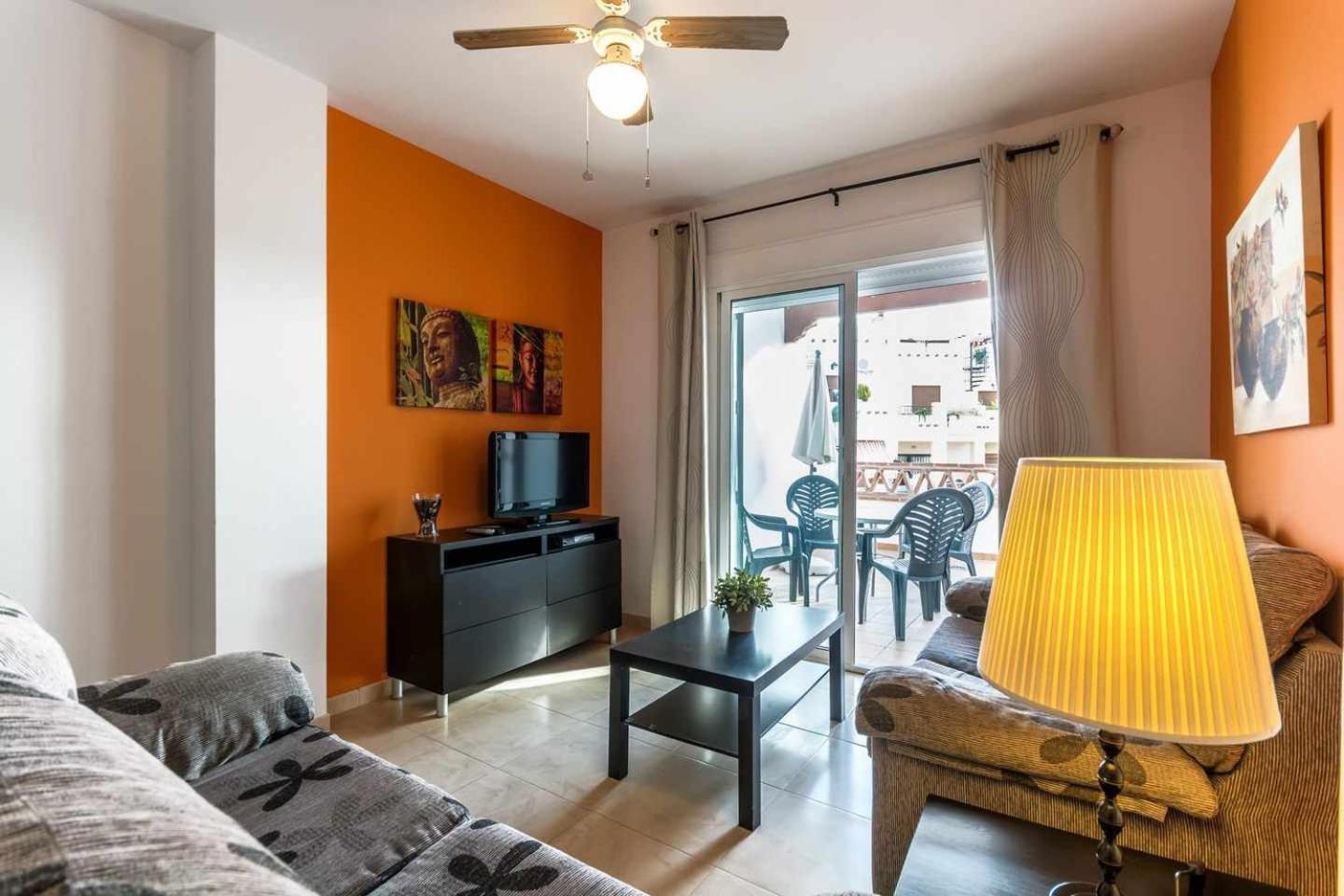 Apartamento Chimenea Playa - 2 Dormitorios Y Terraza Нерха Экстерьер фото